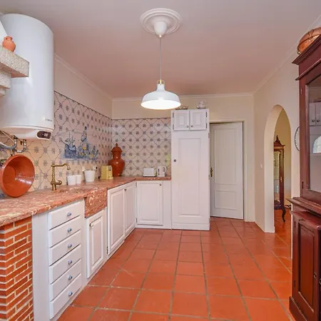 Semesterbostad Casa Das Rosas *